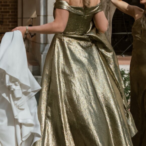 Mac Duggal Gold Off The Shoulder Metallic Ballgown Dress - Picture 5 of 13